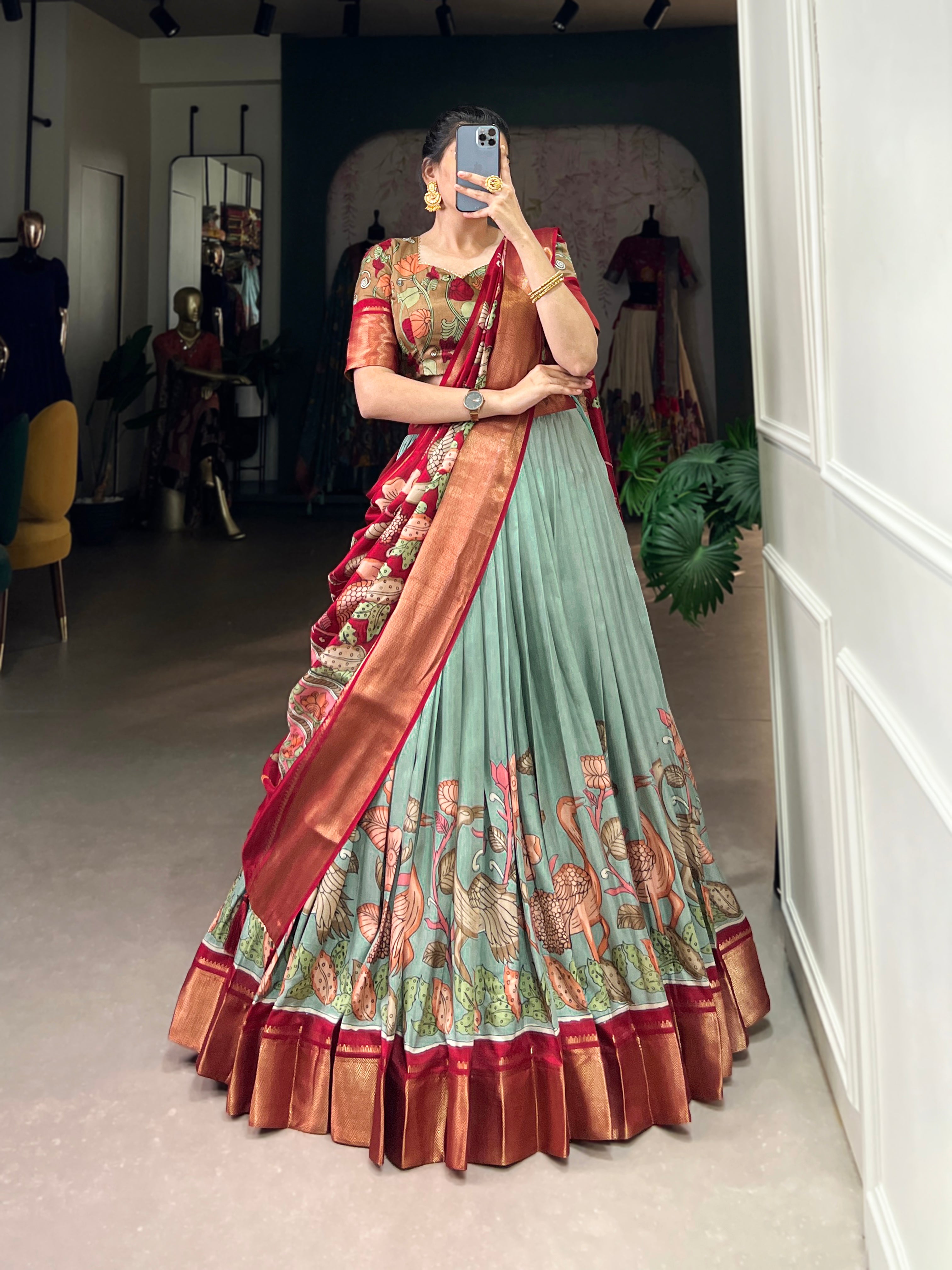 Presenting a perfectly blendedTussar silk lehenga for festive season to charm your look!β¨ - Navratri And other Festival